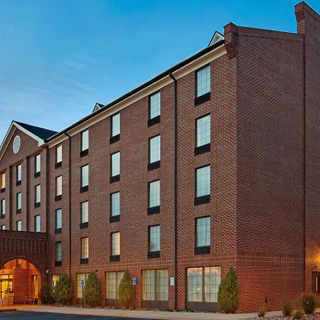 Holiday Inn Express Harrisburg East, An Ihg Hotel Eksteriør bilde