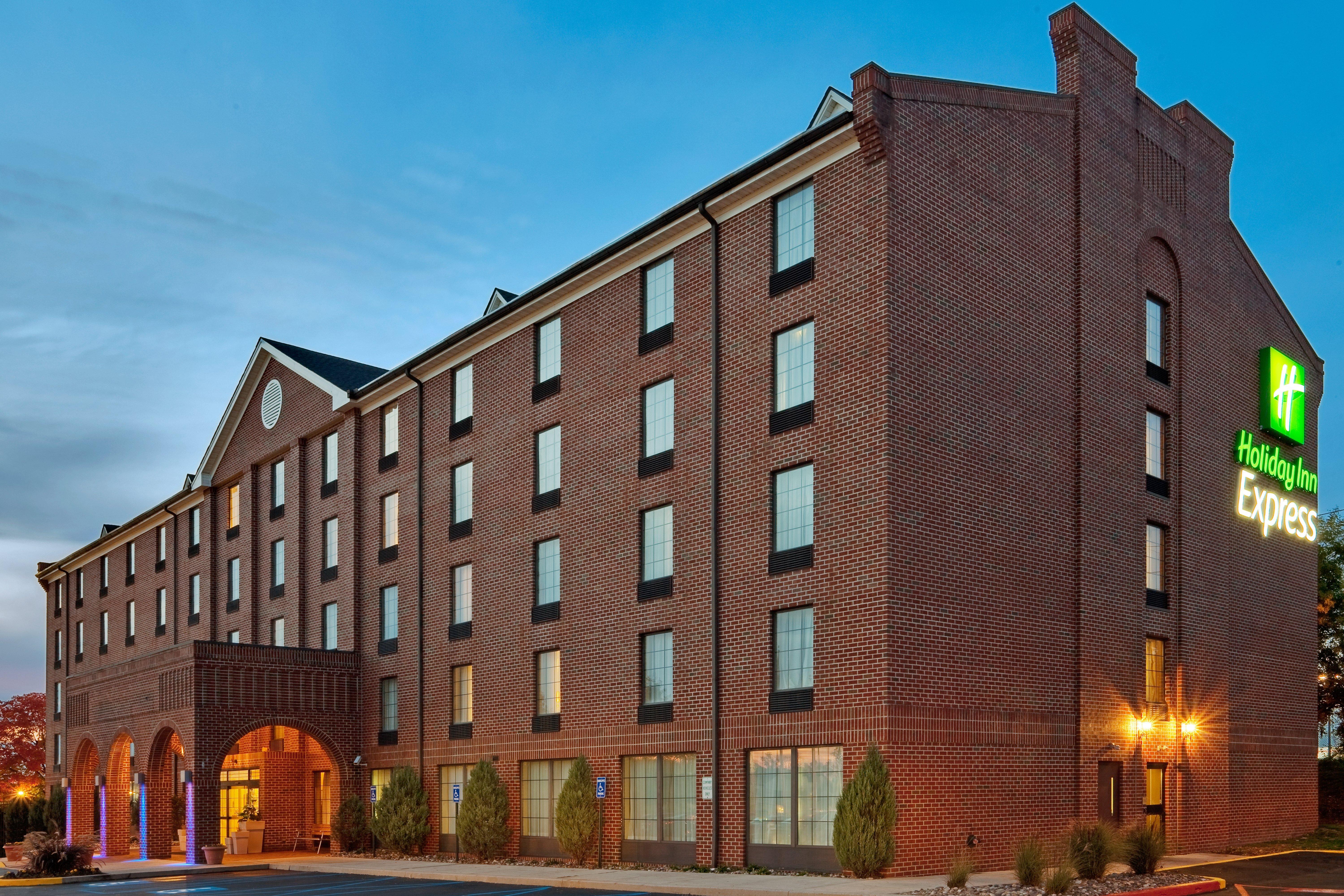 Holiday Inn Express Harrisburg East, An Ihg Hotel Eksteriør bilde