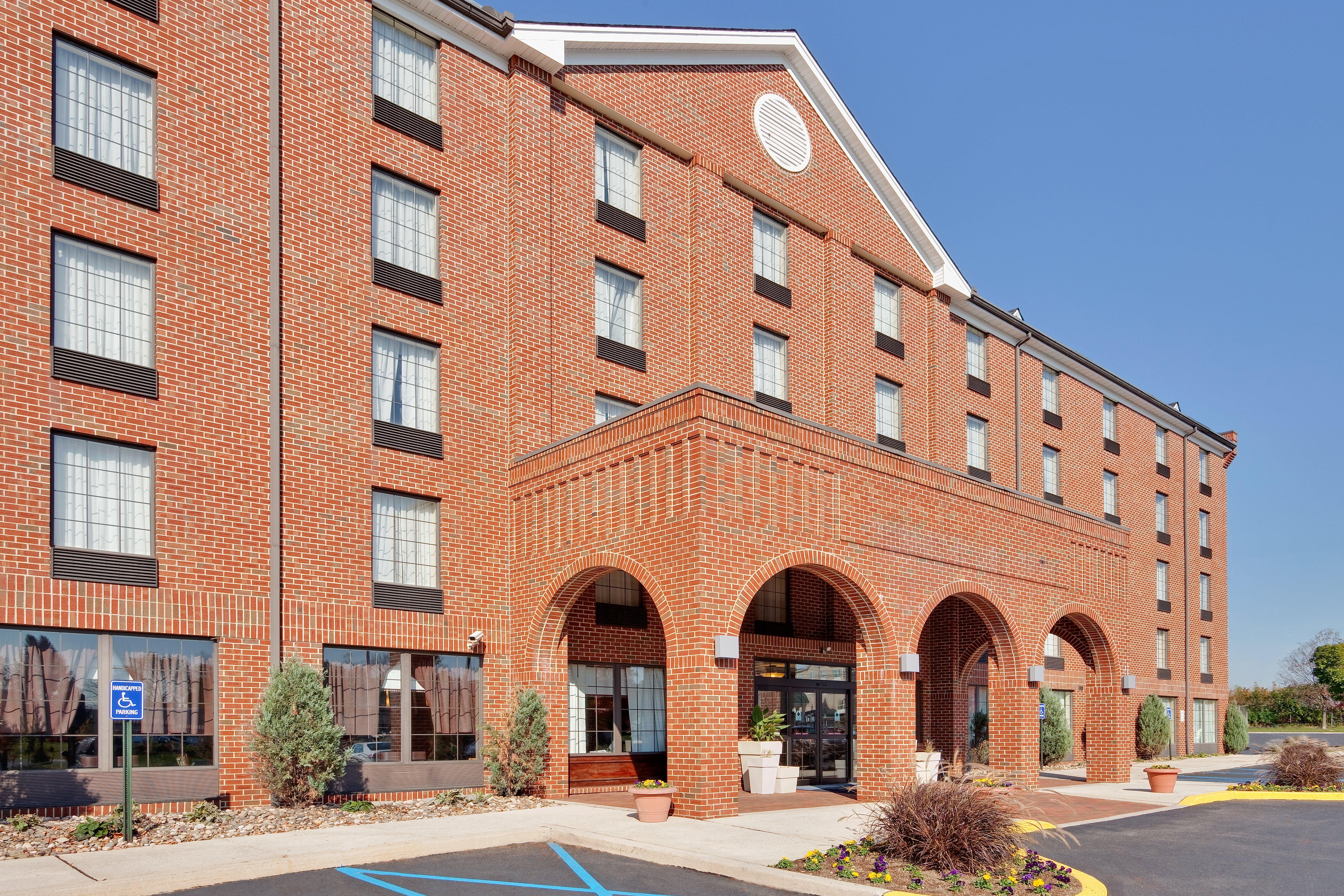 Holiday Inn Express Harrisburg East, An Ihg Hotel Eksteriør bilde